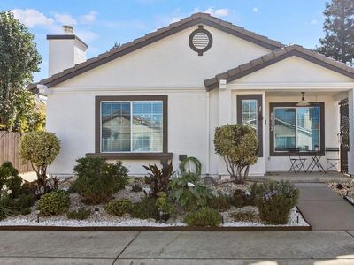 8927 Cypress View Way