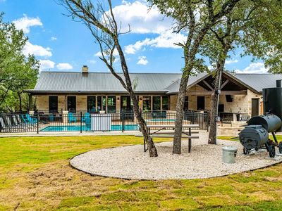 1718 Mountain Valley Dr