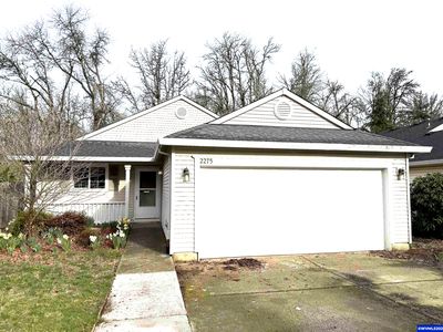 2275 SW Creekside Ln