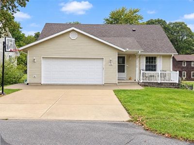 426 Lawn Ave