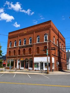 18-22 Main Street