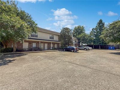 828 Meadow Bend Dr APT H