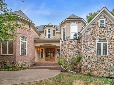 3248 The Knoll Ln