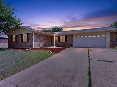 4512 Tiptop St