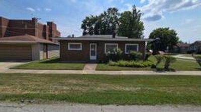 7203 Marshall Ave