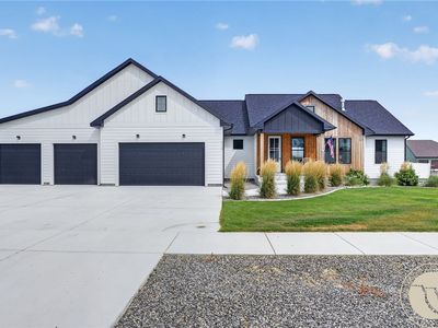 7115 Skycrest Dr