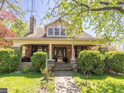 260 W Evergreen St
