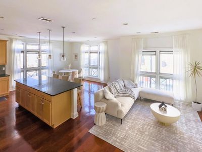 2350 Route 33 Ste 204