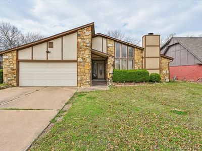 6522 S 111th East Ave