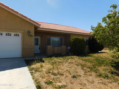 20863 W Lake Dr