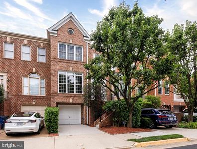 8171 Boss St