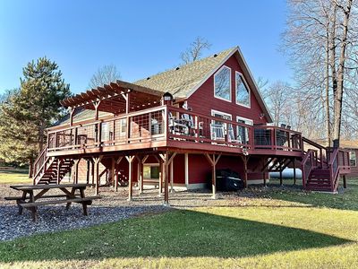 11387 Grouse Loop NW