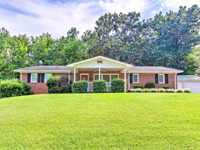 424 Edgewater Dr