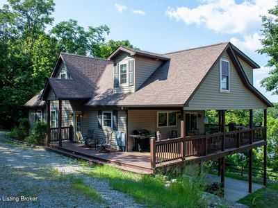 260 Patriots Path Ln
