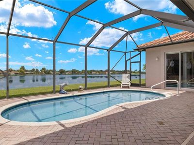 2249 Valencia Lakes Cir