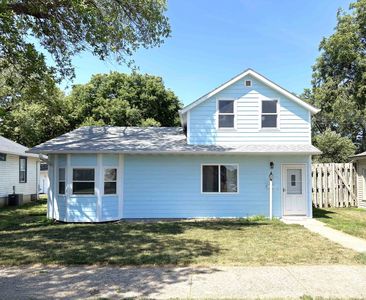 711 Douglas Ave
