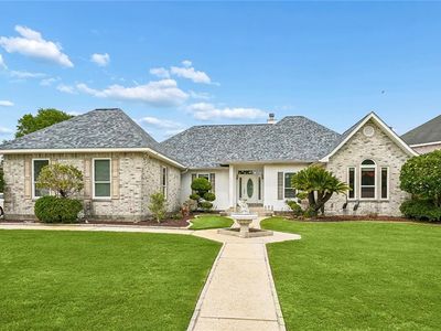303 Charles Ct