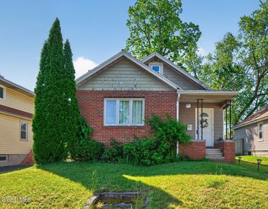 30 Fern Avenue