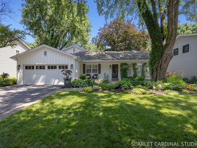 Property at 1544 Clyde Dr, Naperville, IL