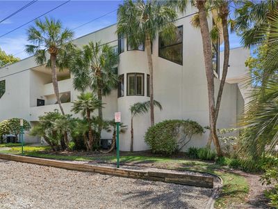 540 Oglethorpe Ave #10