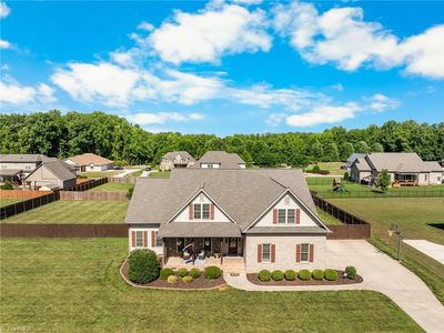 242 Deerwood Dr