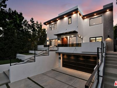 4233 Costello Ave