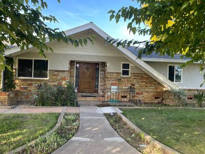 9401 Fruitridge Rd