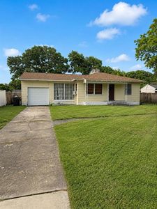 1370 ADMIRAL WOODSON LANE