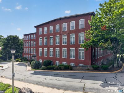 45 Main Street #206
