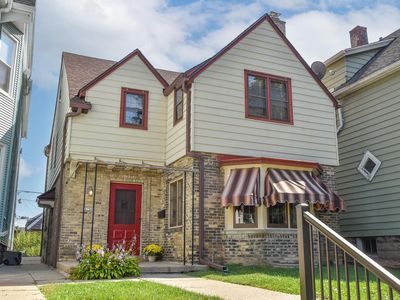 2758 South Logan AVENUE