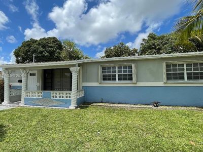 1225 NW 189th Ter