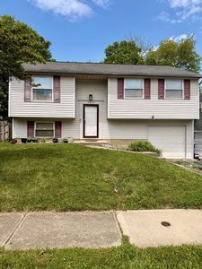3912 Farm Brook Ln