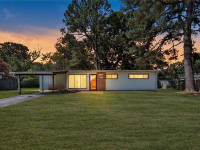 1009 Emporia Ave