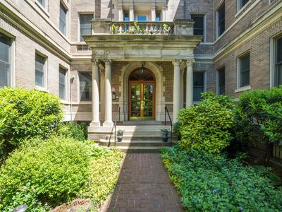 2415 20th St NW APT 38
