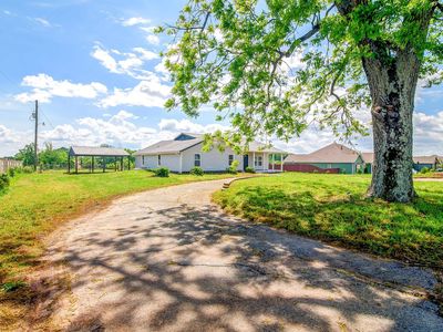 583 Berry Rd