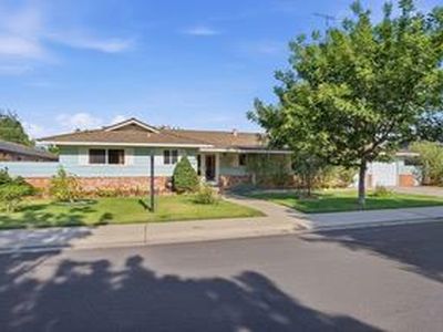3409 Mansfield Ln