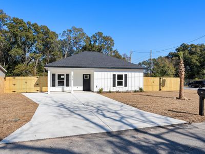 511 W Woodruff Ave