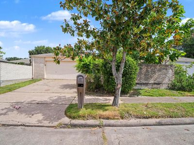 11906 N Fairhollow Ln