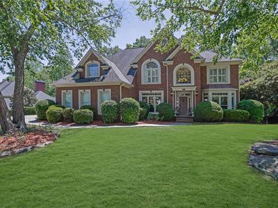 765 Vinings Estates Dr SE