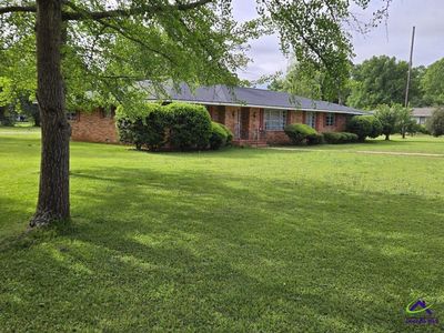 606 Westview Dr