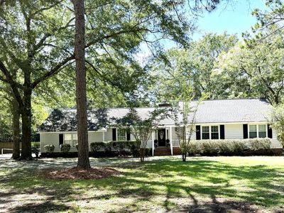 1302 S Pecan St
