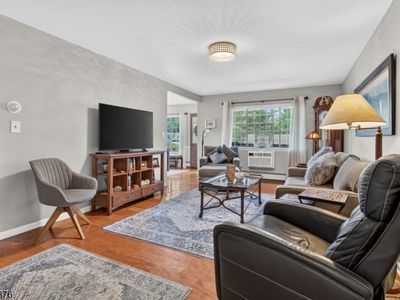 13G Kensington Rd BLDG 13 #G