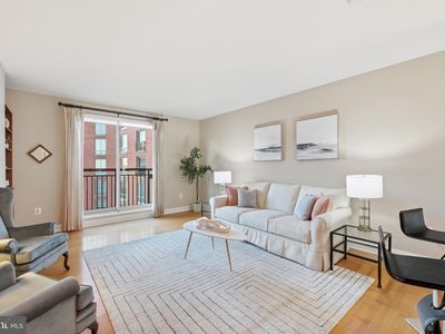 2050 Jamieson Ave APT 1005