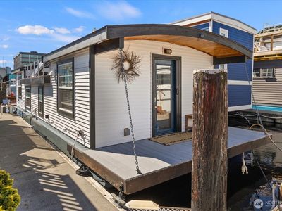 1900 Westlake Avenue N #B11