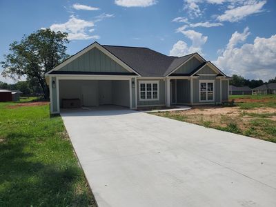 307 Ambleside Dr