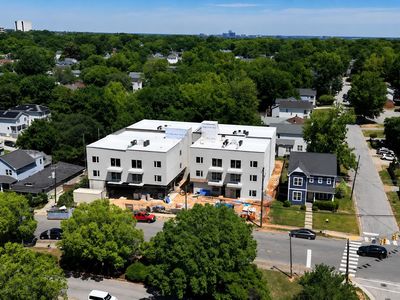 709 E Lenoir St #206