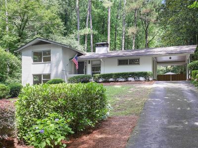 2800 Mornington Dr NW