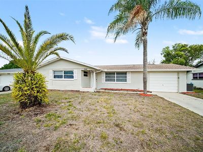 7541 Spirea Dr