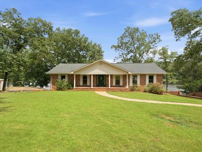7742 Barbara Dr