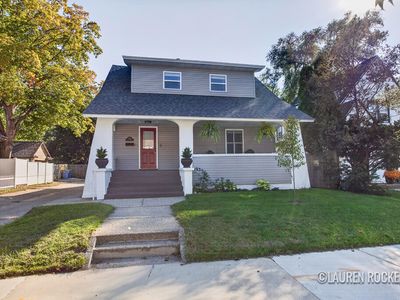 1242 Fisk Rd SE